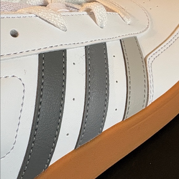 NIB [Adidas] Breaknet 2.0K Tennis Shoes Casual Sneakers White/Gray Youth 5 / W 6 - Picture 10 of 13